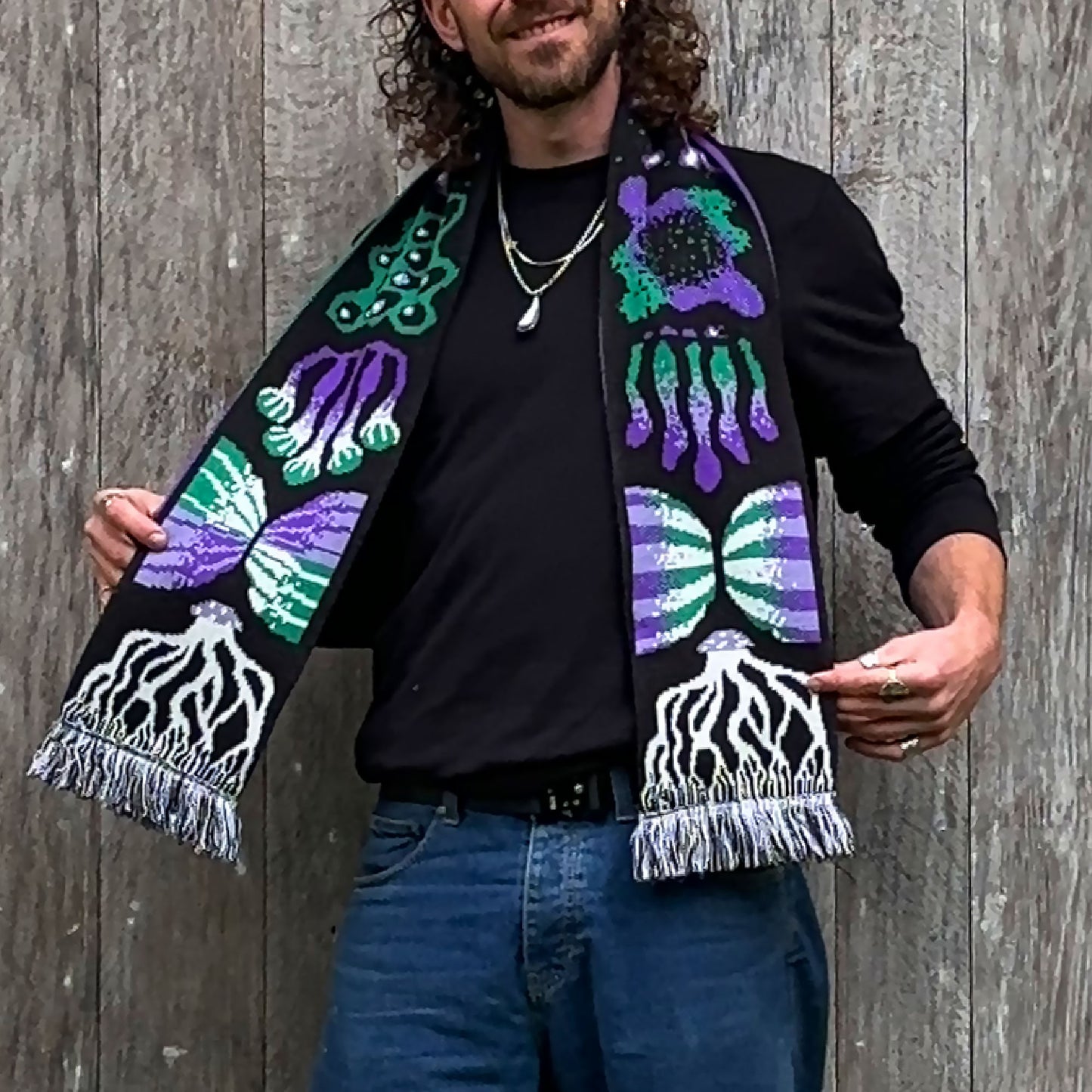 WE ARE THE CHAMPIGNONS MY FRIEND - scarf - sjaal